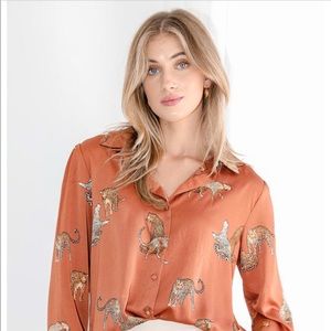BRAND NEW Lulu’s Long Sleeve Button-Up Top XS